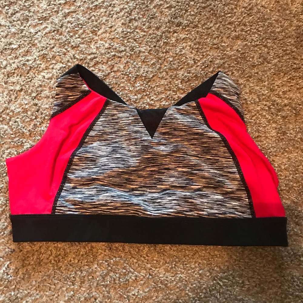 Sports bra